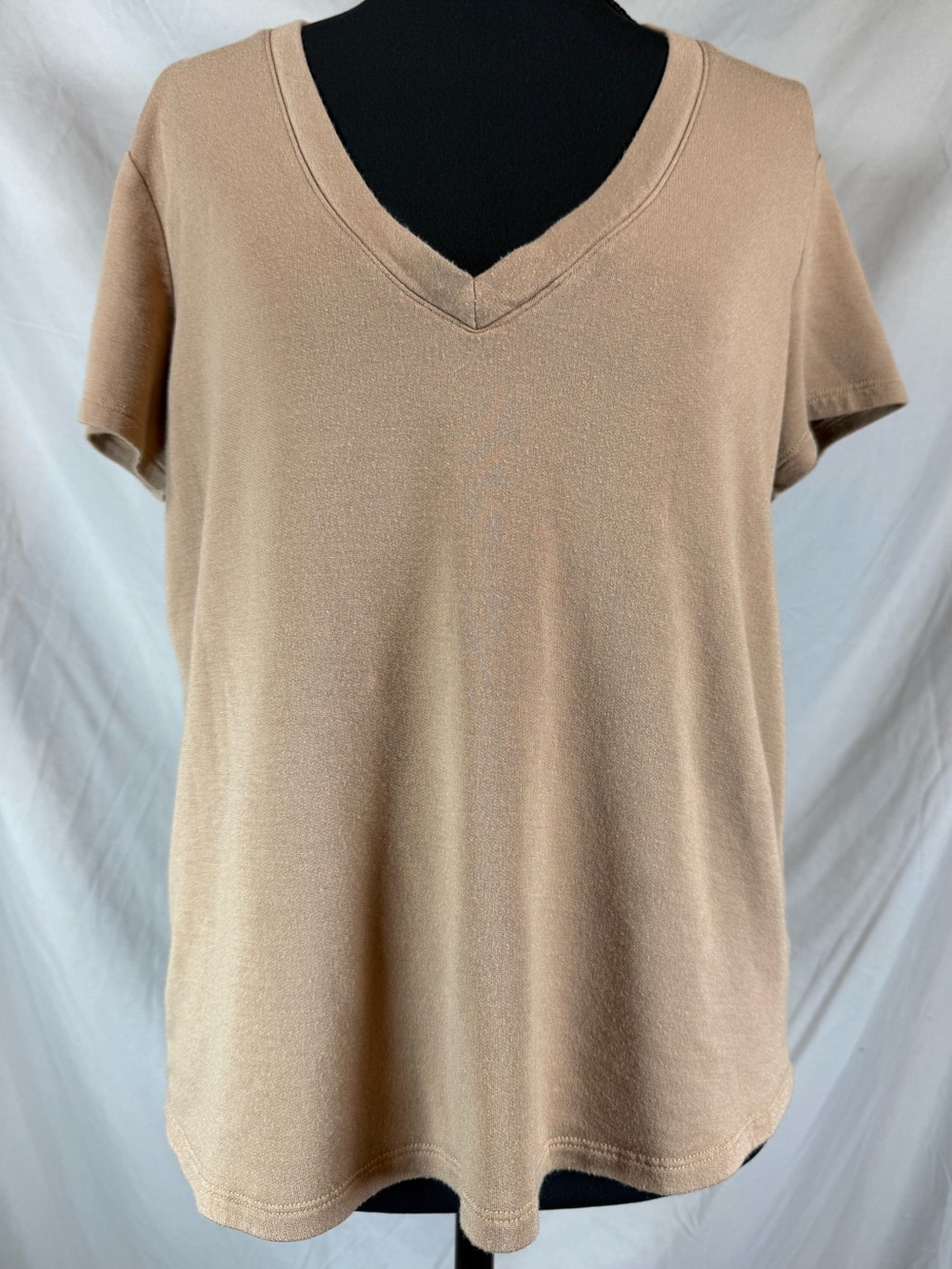 Bleusalt Oversized V-Neck Tee - Camel - Size 4 - Picture 2 of 6